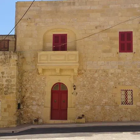 3 Bedroom With Private Pool In Gozo Case de vacanță Zebbug (Gozo)
